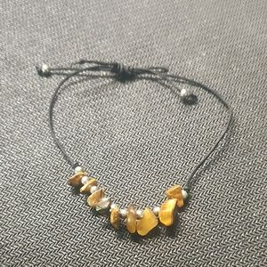 Elegant Black and Gold Beaded Bracelet